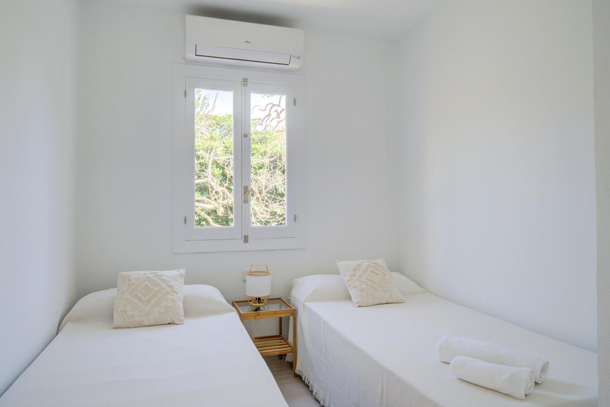Cas Buc - Villa Con Piscina A Pasitos Del Mar Кала Бланка Екстериор снимка